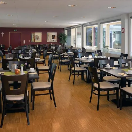 Nell-breuning-hotel