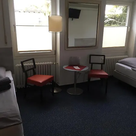 Nell-breuning-hotel 3* הרצונגראט